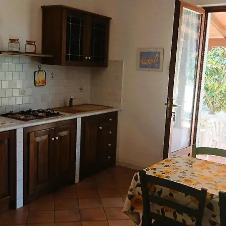 Apartment In Mit Schoenem Garten Capoliveri (Isola d'Elba)