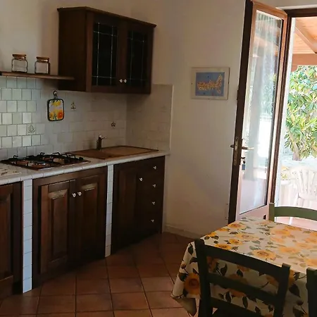 Apartment In Mit Schoenem Garten Capoliveri (Isola d'Elba)