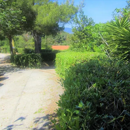 In Mit Schoenem Garten * Capoliveri (Isola d'Elba)